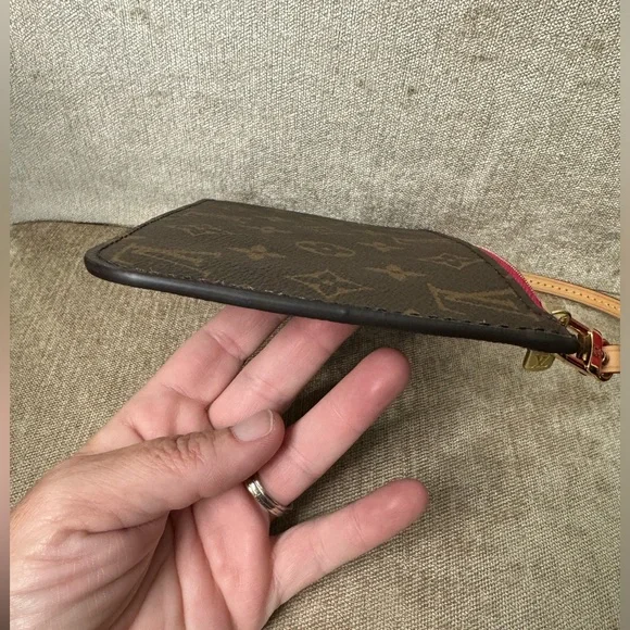 LOUIS VUITTON - NEW Neverfull Pink Pivone Pochette Monogram - for PM or … - Picture 7 of 10